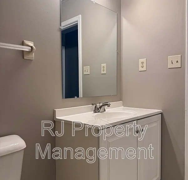 6600 Stockport Dr — Photo 15