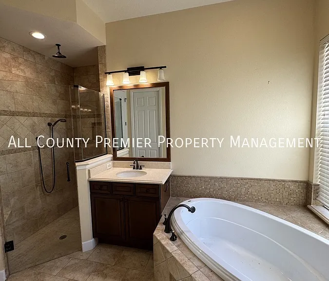 203 Spalding Way — Photo 13