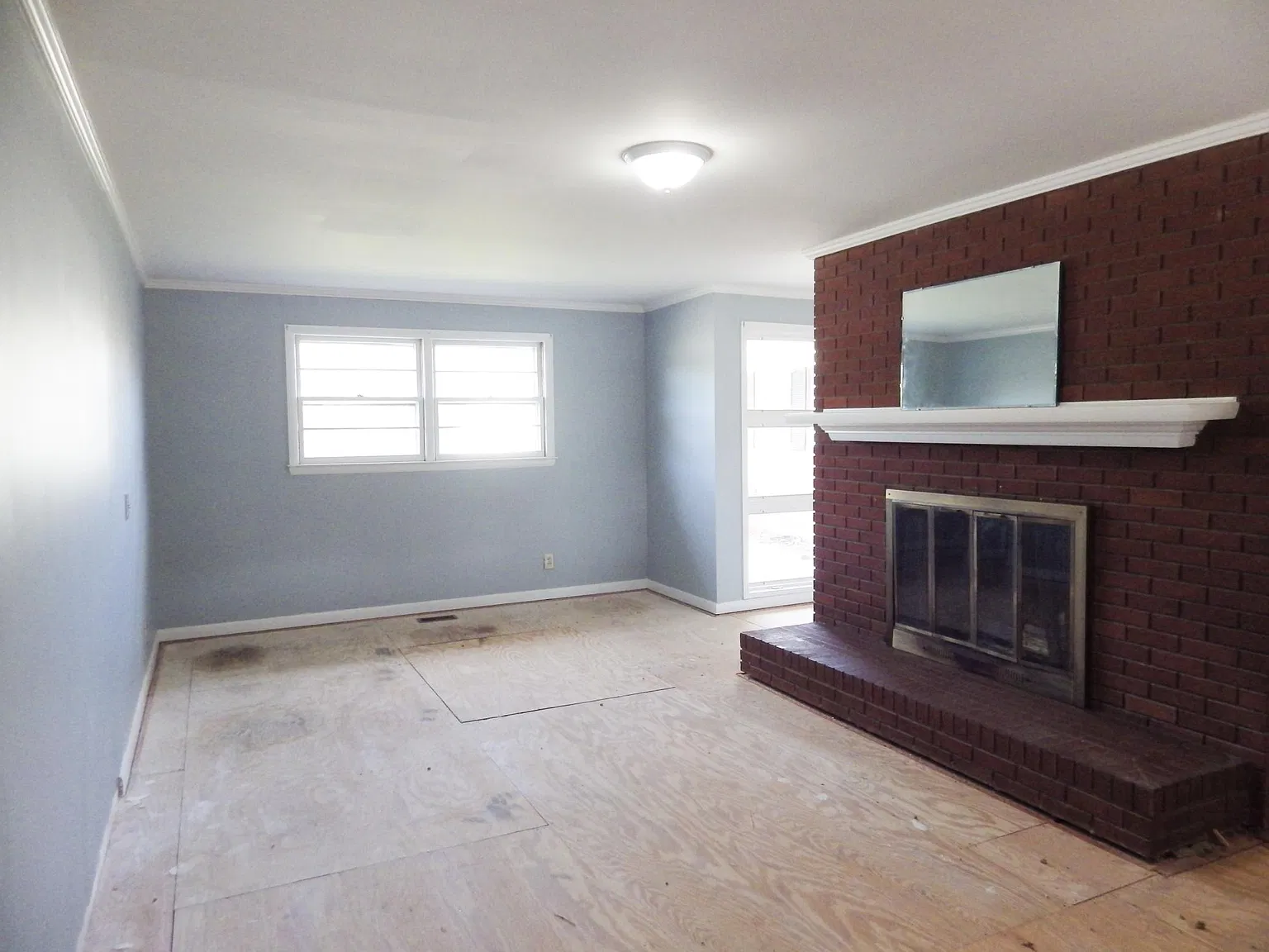 3 bed, 1980 sqft, $1,900 — Photo 3