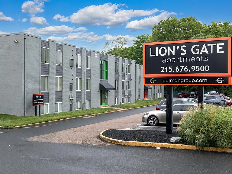 Lions Gate Apartments — Photo 22