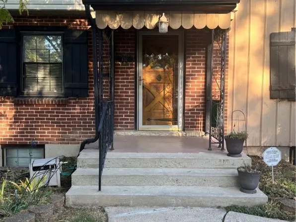 432 Willowwood Dr, Dayton, OH 45405