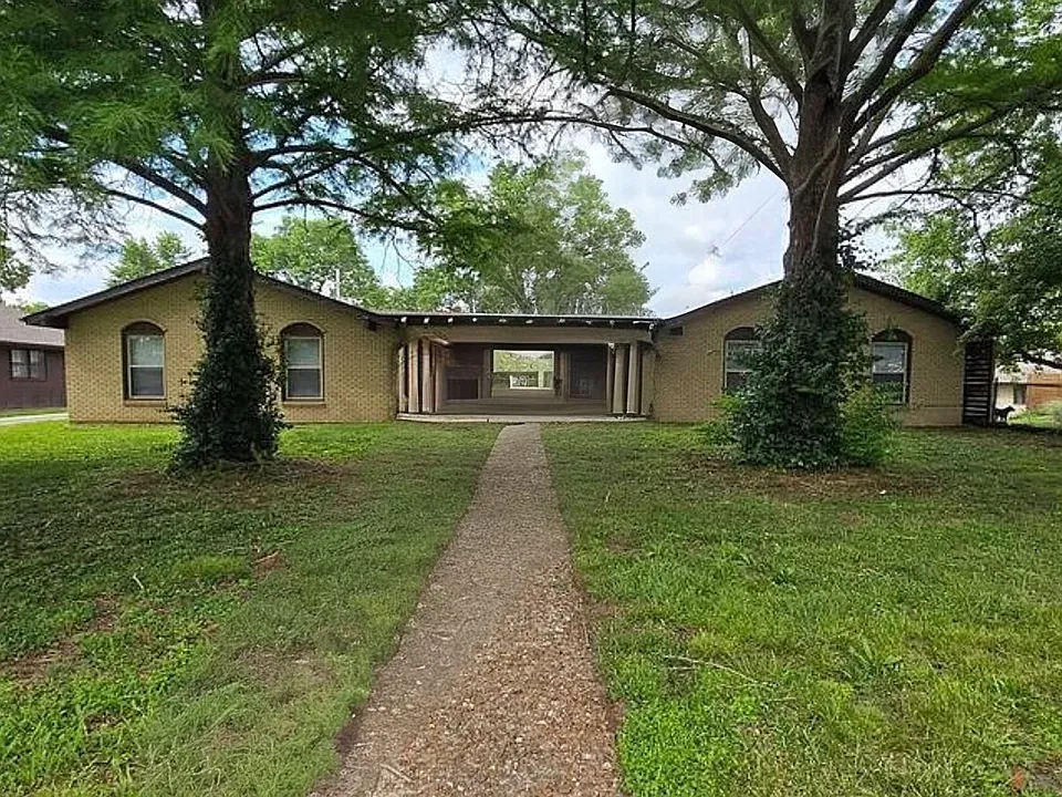 109 Sieville Ave #101