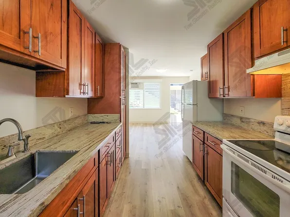 1824 Lime St APT A, Honolulu, HI 96826
