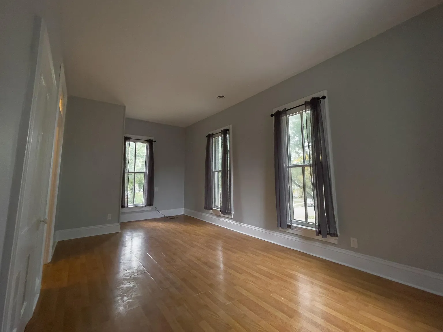 1 bed, 500 sqft, $685 — Photo 2