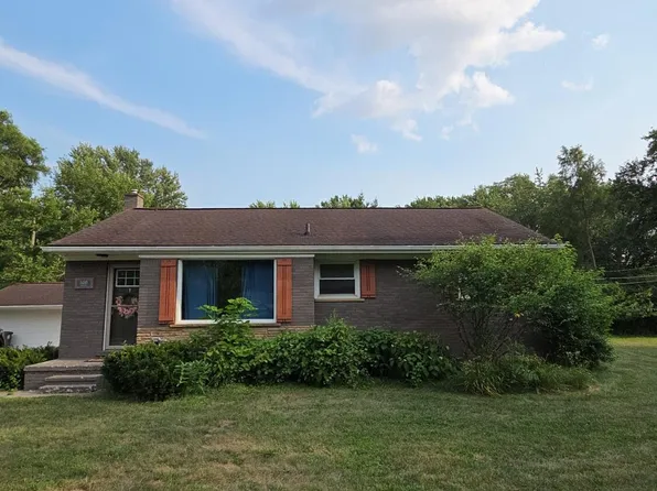 34745 Pinetree St, Livonia, MI 48150