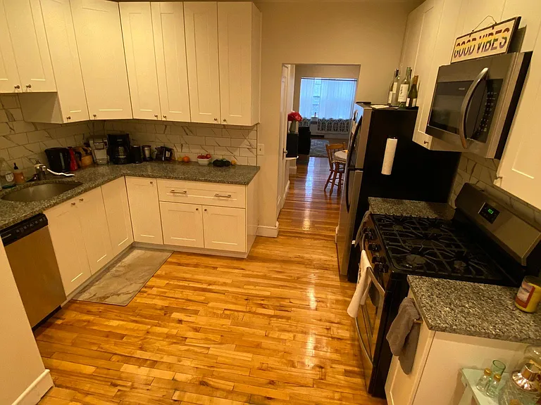 280-290 Corey rd — Photo 8