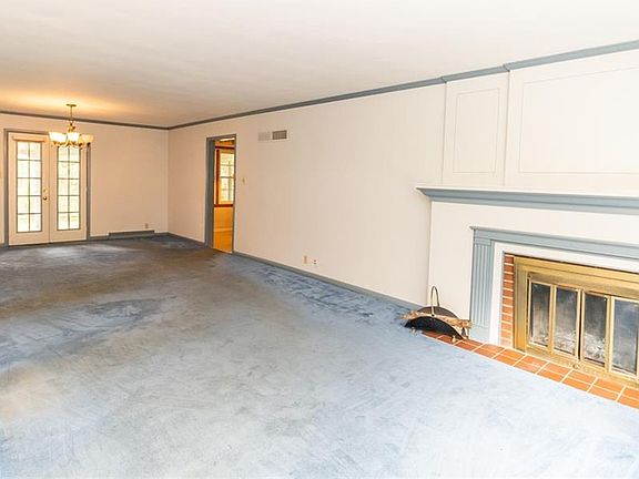 5th image of 112 Avenue D