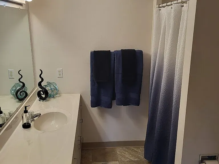 1784 Sanctuary Ct — Photo 16