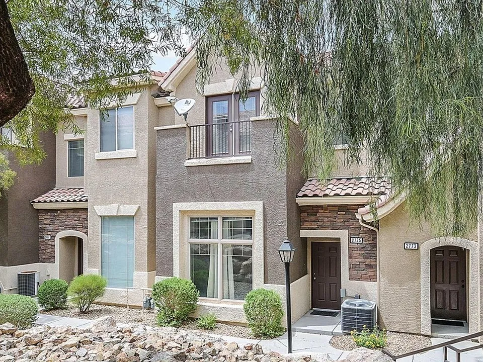 2780 Red Vista Ct