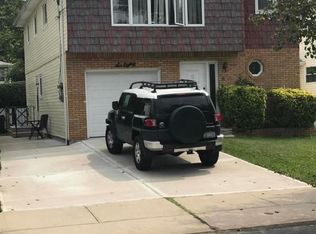 680 Leverett Ave, Staten Island, NY