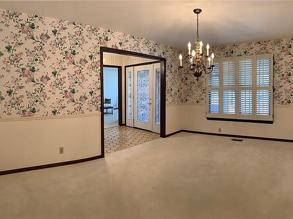 4th image of 26 Eastwood Dr