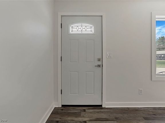 5th image of 625 Vincent Dr