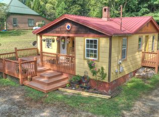 231 Ada St, Blue Ridge, GA 30513