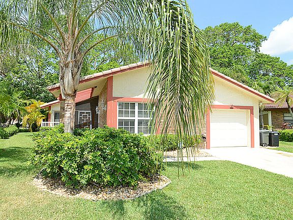 Home For Sale In Boca Greens