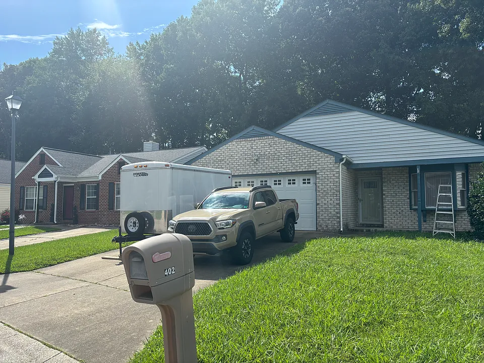 402 Westview Dr