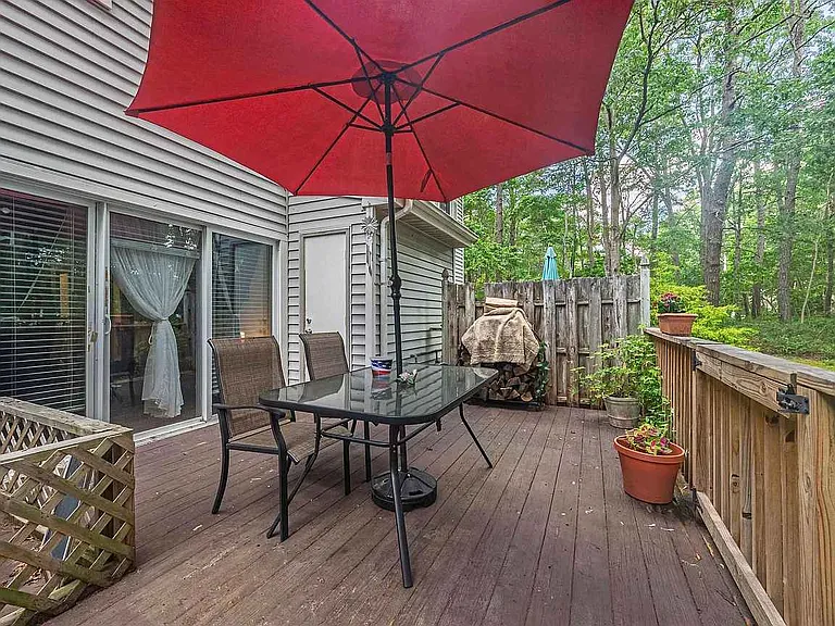 41 Seneca Dr #1062 — Photo 17