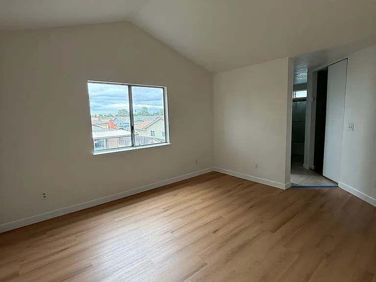 109 Birchwood Ct — Photo 16