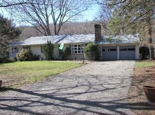 6 Wayside Ln, Boonton Township, NJ 07005