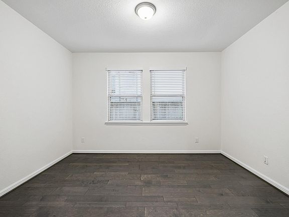 5th image of 126 Wild Wisteria Ln