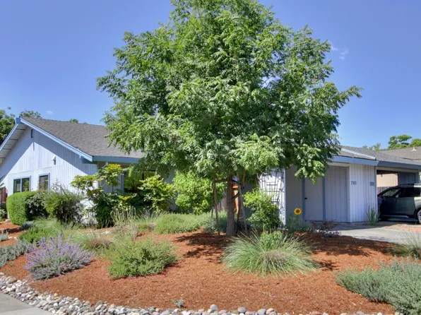 3302 Morro Bay Ave, Davis, CA 95616
