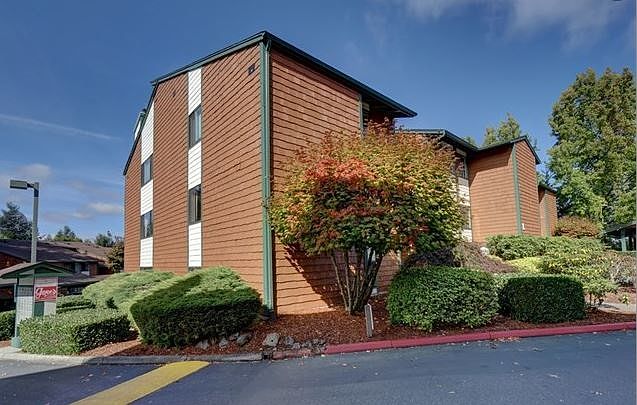 1st image of 7306 N Skyview Ln APT I301