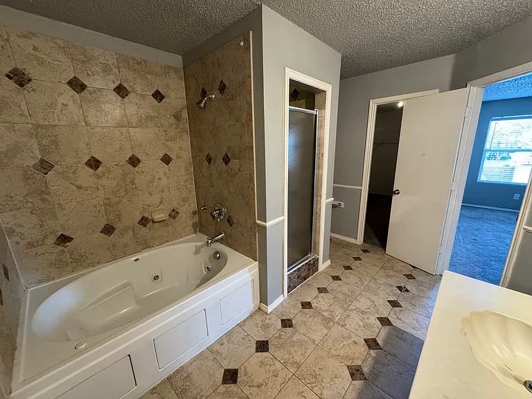 4612 Bellcrest Dr — Photo 10