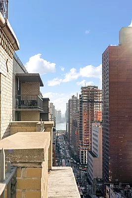 Rented by Compass | media 39