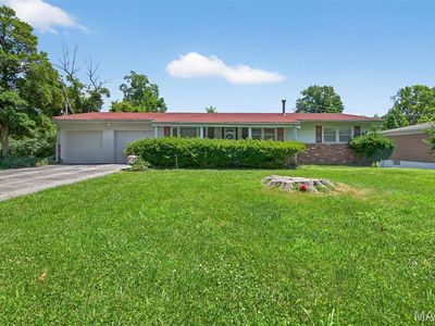 28 Queensbrook Pl, Saint Louis, MO, 63132