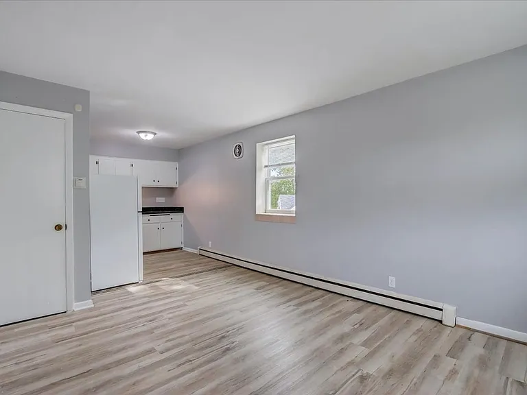 5605 W Beloit Rd — Photo 9