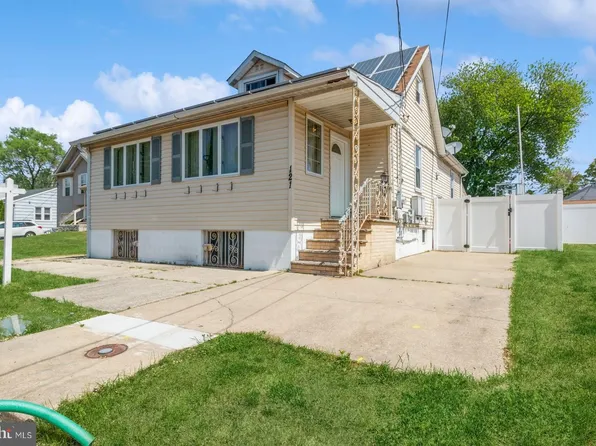 121 W Batten Ave, Blackwood, NJ 08012