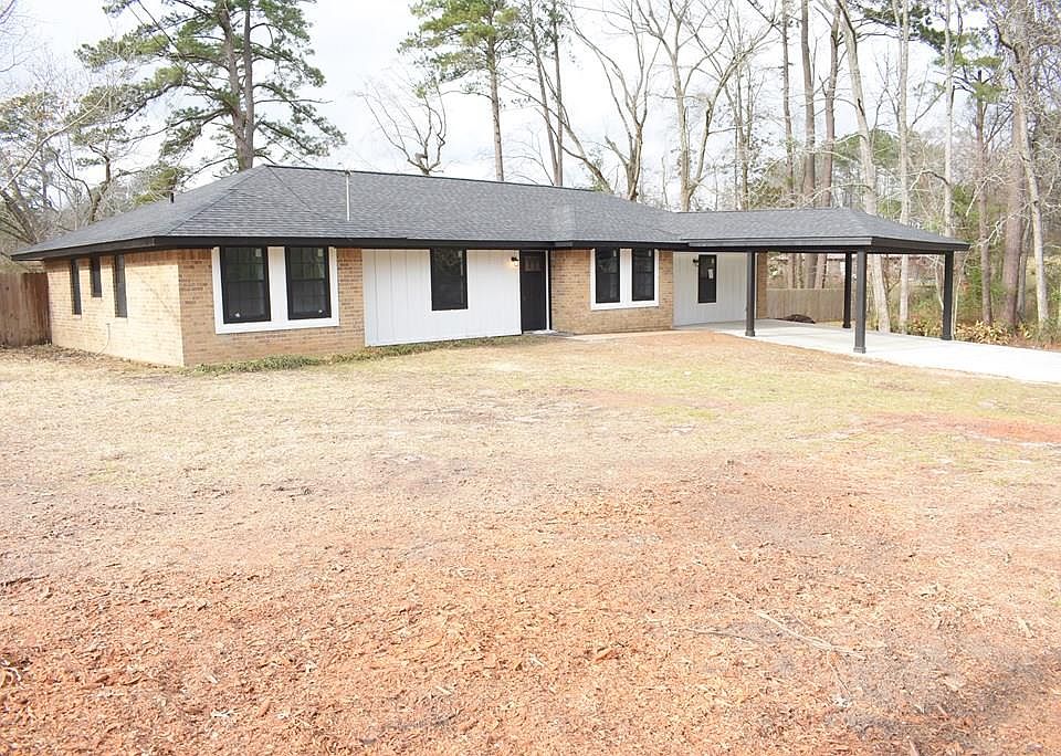 1st image of 208 Perry Dr