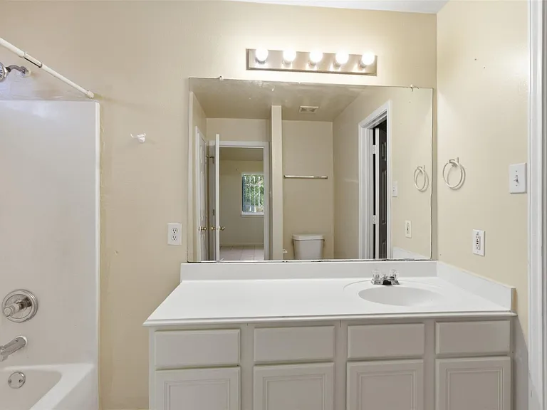 15738 Boonridge Rd — Photo 20