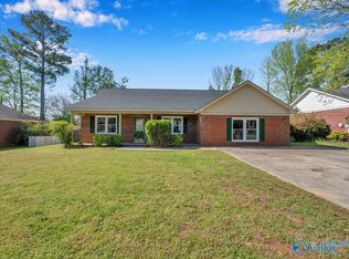1108 Maplewood Dr SW, Hartselle, AL 35640