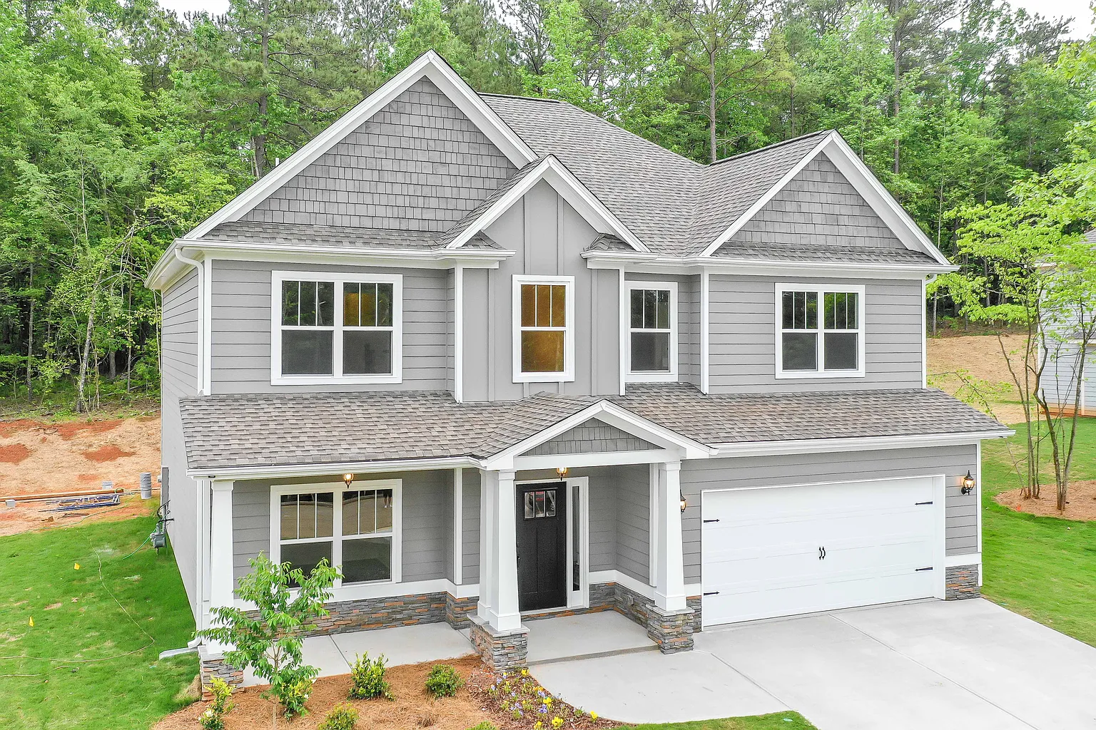 390 Bryson Lake Cir photo 1