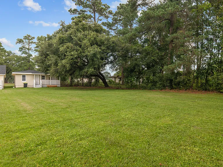 111 Five Mile Rd — Photo 19