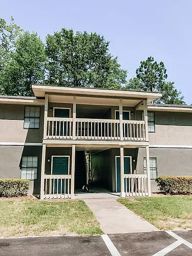 235 Vista Cir Photo 1