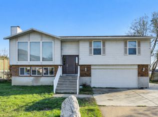 371 W 1125 N, Centerville, UT 84014