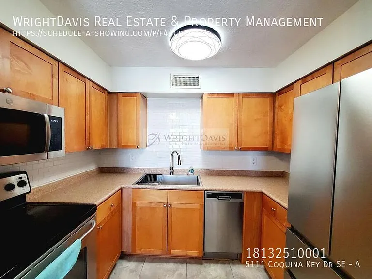 5111 Coquina Key Dr SE #A — Photo 8