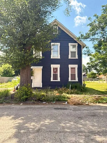 3130 W 33rd St Photo 1