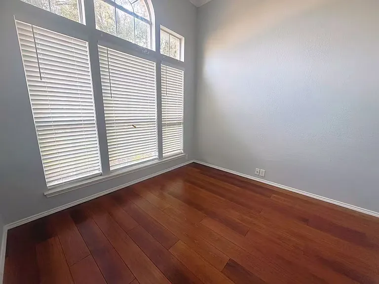 2512 Cimmaron Dr — Photo 9