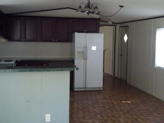 4th image of 217 County Road 58