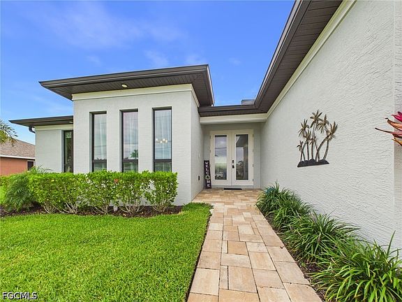 2nd image of 3415 SW 27th Ave
