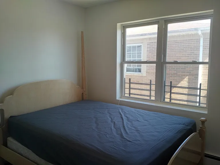 Wortman Ave — Photo 15
