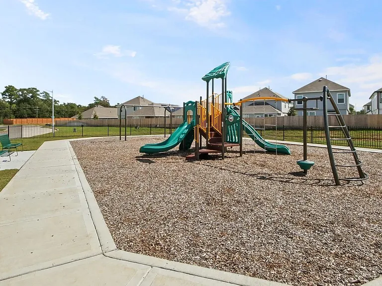 2166 Middle Ridge Dr — Photo 18