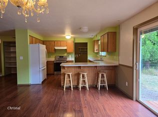 9353 E State Route 3, Grapeview, WA 98546