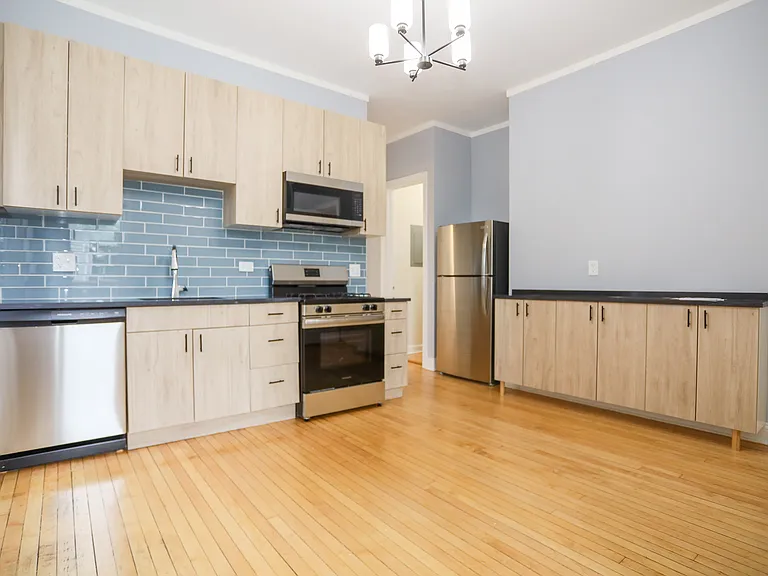 1844 W Grace St #1 — Photo 1