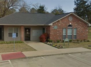 2734 Montgomery Rd, Huntsville, TX 77340