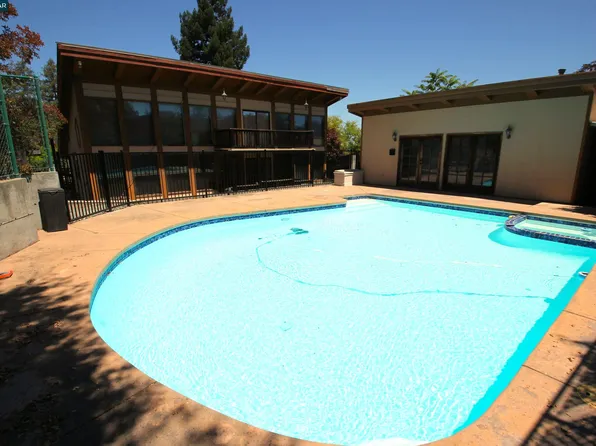 159 Ironwood Dr, Pacheco, CA 94553