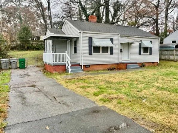 2627 Brentwood Pl, Charlotte, NC 28208