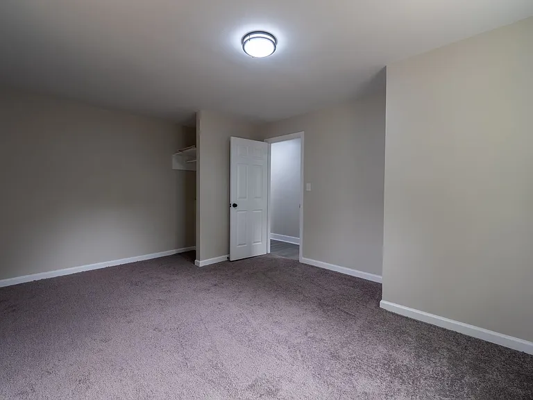 1001 S Layton Ave — Photo 11